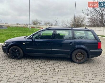 Синій Фольксваген Пассат, об'ємом двигуна 1.9 л та пробігом 355 тис. км за 2007 $, фото 8 на Automoto.ua