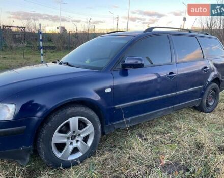 Синий Фольксваген Пассат, объемом двигателя 1.9 л и пробегом 456 тыс. км за 2700 $, фото 3 на Automoto.ua