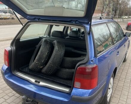 Синій Фольксваген Пассат, об'ємом двигуна 1.9 л та пробігом 300 тис. км за 2000 $, фото 4 на Automoto.ua