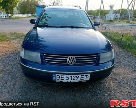 Синій Фольксваген Пассат, об'ємом двигуна 1.9 л та пробігом 333 тис. км за 3000 $, фото 9 на Automoto.ua