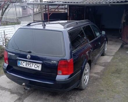 Синий Фольксваген Пассат, объемом двигателя 1.9 л и пробегом 382 тыс. км за 3400 $, фото 3 на Automoto.ua