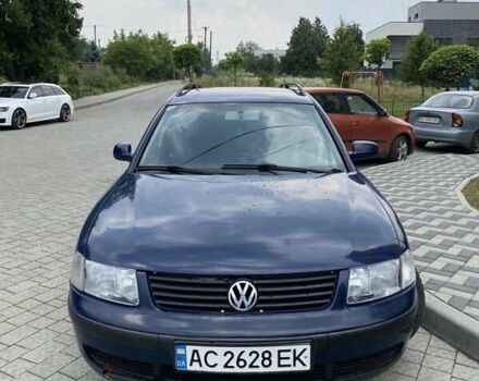 Синий Фольксваген Пассат, объемом двигателя 1.6 л и пробегом 320 тыс. км за 3150 $, фото 10 на Automoto.ua