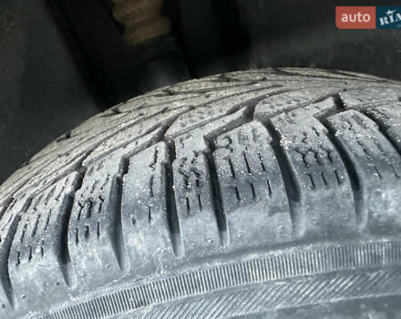 Синий Фольксваген Пассат, объемом двигателя 1.9 л и пробегом 330 тыс. км за 2800 $, фото 6 на Automoto.ua