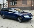 Синий Фольксваген Пассат, объемом двигателя 1.6 л и пробегом 200 тыс. км за 2550 $, фото 2 на Automoto.ua