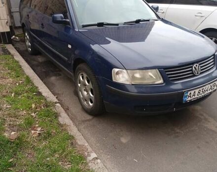 Синий Фольксваген Пассат, объемом двигателя 1.8 л и пробегом 425 тыс. км за 3900 $, фото 3 на Automoto.ua