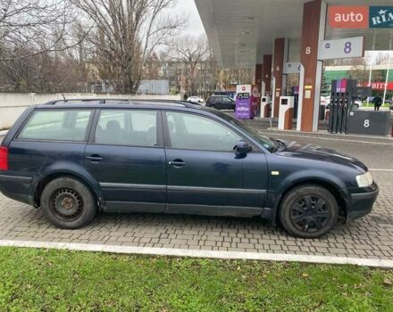 Синій Фольксваген Пассат, об'ємом двигуна 1.9 л та пробігом 355 тис. км за 2007 $, фото 4 на Automoto.ua