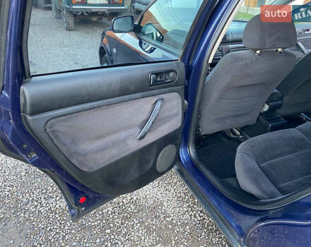 Синий Фольксваген Пассат, объемом двигателя 1.9 л и пробегом 500 тыс. км за 3250 $, фото 27 на Automoto.ua
