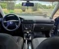 Синий Фольксваген Пассат, объемом двигателя 1.9 л и пробегом 410 тыс. км за 4500 $, фото 7 на Automoto.ua