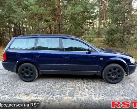 Синий Фольксваген Пассат, объемом двигателя 1.9 л и пробегом 285 тыс. км за 3950 $, фото 4 на Automoto.ua