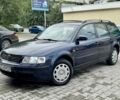 Синий Фольксваген Пассат, объемом двигателя 1.9 л и пробегом 330 тыс. км за 2550 $, фото 1 на Automoto.ua