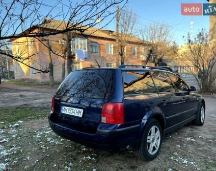 Синій Фольксваген Пассат, об'ємом двигуна 1.6 л та пробігом 293 тис. км за 3899 $, фото 21 на Automoto.ua