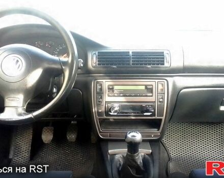 Синій Фольксваген Пассат, об'ємом двигуна 1.8 л та пробігом 264 тис. км за 4300 $, фото 9 на Automoto.ua