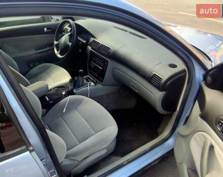 Синий Фольксваген Пассат, объемом двигателя 1.6 л и пробегом 260 тыс. км за 4200 $, фото 6 на Automoto.ua