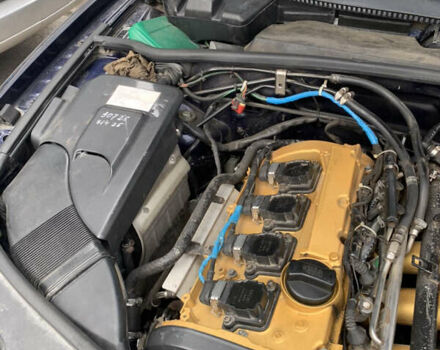 Синий Фольксваген Пассат, объемом двигателя 1.8 л и пробегом 300 тыс. км за 4200 $, фото 12 на Automoto.ua