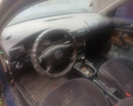 Синій Фольксваген Пассат, об'ємом двигуна 1.8 л та пробігом 226 тис. км за 999 $, фото 6 на Automoto.ua