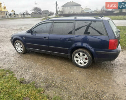 Синий Фольксваген Пассат, объемом двигателя 1.9 л и пробегом 373 тыс. км за 4200 $, фото 3 на Automoto.ua