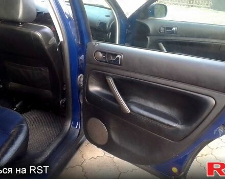 Синій Фольксваген Пассат, об'ємом двигуна 1.8 л та пробігом 264 тис. км за 4300 $, фото 8 на Automoto.ua