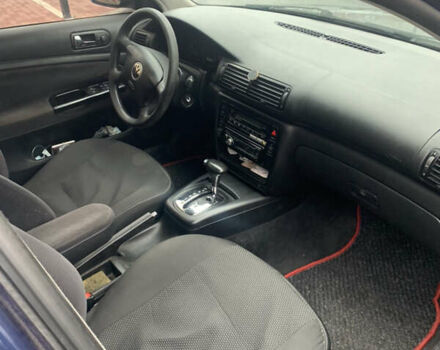 Синий Фольксваген Пассат, объемом двигателя 1.8 л и пробегом 300 тыс. км за 4200 $, фото 9 на Automoto.ua