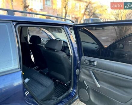 Синій Фольксваген Пассат, об'ємом двигуна 1.6 л та пробігом 293 тис. км за 3899 $, фото 6 на Automoto.ua