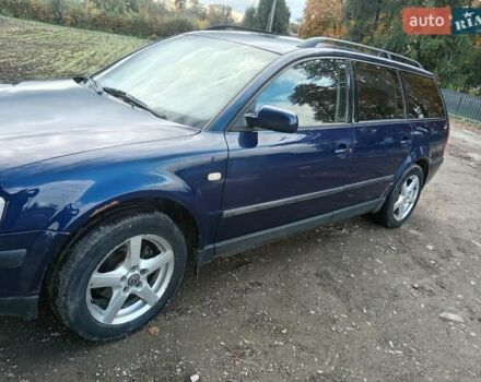Синий Фольксваген Пассат, объемом двигателя 1.6 л и пробегом 302 тыс. км за 3500 $, фото 8 на Automoto.ua
