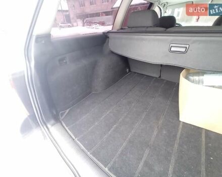 Синий Фольксваген Пассат, объемом двигателя 1.9 л и пробегом 328 тыс. км за 3850 $, фото 20 на Automoto.ua