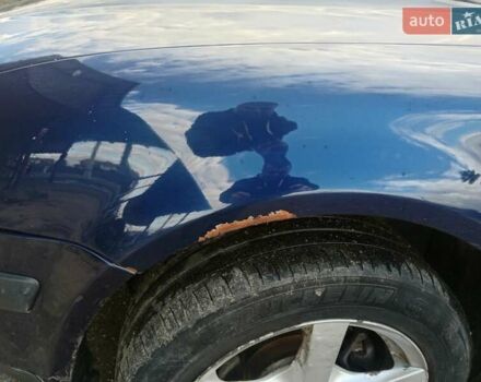 Синий Фольксваген Пассат, объемом двигателя 1.6 л и пробегом 302 тыс. км за 3500 $, фото 4 на Automoto.ua