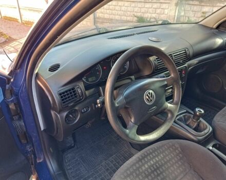 Синий Фольксваген Пассат, объемом двигателя 2 л и пробегом 432 тыс. км за 5800 $, фото 10 на Automoto.ua