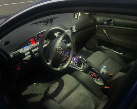 Синий Фольксваген Пассат, объемом двигателя 1.9 л и пробегом 277 тыс. км за 4300 $, фото 5 на Automoto.ua