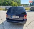 Синий Фольксваген Пассат, объемом двигателя 1.8 л и пробегом 298 тыс. км за 4699 $, фото 18 на Automoto.ua