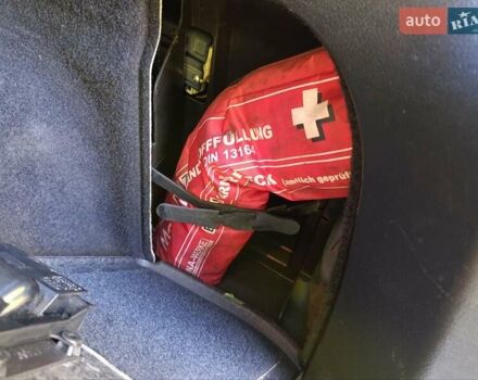 Фольксваген Пассат 2001 у Дрогобичі на Automoto.ua Синій Фольксваген Пассат, об'ємом двигуна 1.6 л та пробігом 290 тис. км за 4000 $, фото 32 на Automoto.ua