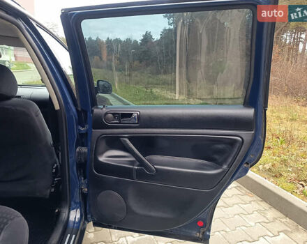 Синий Фольксваген Пассат, объемом двигателя 1.9 л и пробегом 438 тыс. км за 4200 $, фото 16 на Automoto.ua