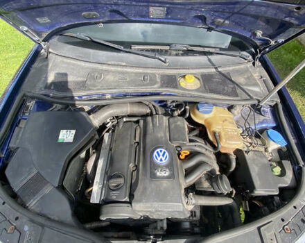 Синий Фольксваген Пассат, объемом двигателя 1.6 л и пробегом 279 тыс. км за 4500 $, фото 10 на Automoto.ua