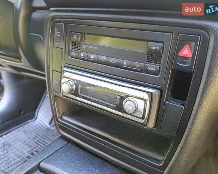 Фольксваген Пассат 2001 у Дрогобичі на Automoto.ua Синій Фольксваген Пассат, об'ємом двигуна 1.6 л та пробігом 290 тис. км за 4000 $, фото 20 на Automoto.ua
