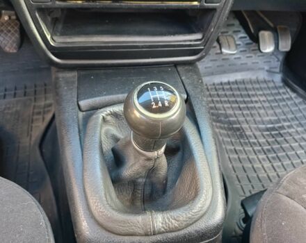 Синий Фольксваген Пассат, объемом двигателя 2 л и пробегом 432 тыс. км за 5800 $, фото 7 на Automoto.ua