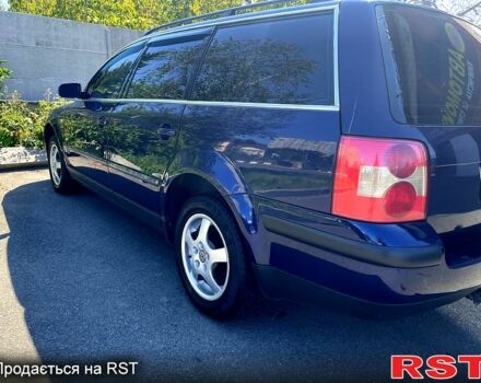 Синий Фольксваген Пассат, объемом двигателя 1.8 л и пробегом 240 тыс. км за 4300 $, фото 5 на Automoto.ua