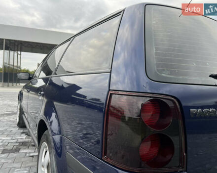 Синій Фольксваген Пассат, об'ємом двигуна 1.9 л та пробігом 300 тис. км за 3999 $, фото 30 на Automoto.ua