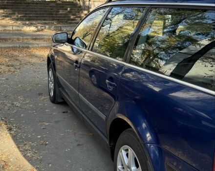 Синий Фольксваген Пассат, объемом двигателя 1.9 л и пробегом 390 тыс. км за 2800 $, фото 2 на Automoto.ua