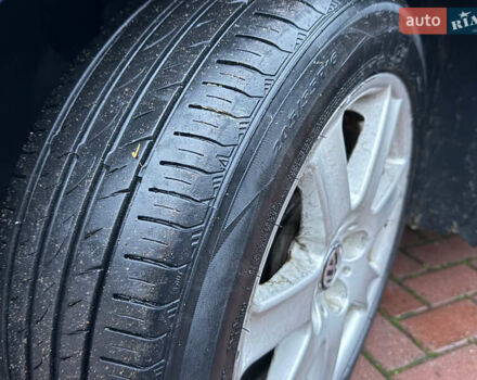 Синий Фольксваген Пассат, объемом двигателя 1.9 л и пробегом 367 тыс. км за 3650 $, фото 13 на Automoto.ua