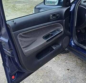 Синий Фольксваген Пассат, объемом двигателя 1.6 л и пробегом 268 тыс. км за 4100 $, фото 9 на Automoto.ua