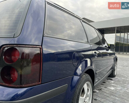 Синій Фольксваген Пассат, об'ємом двигуна 1.9 л та пробігом 300 тис. км за 3999 $, фото 31 на Automoto.ua