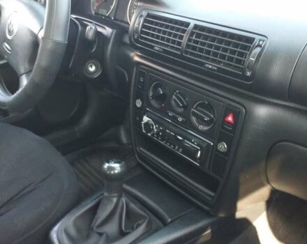 Синий Фольксваген Пассат, объемом двигателя 1.6 л и пробегом 246 тыс. км за 4700 $, фото 5 на Automoto.ua