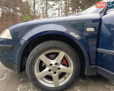 Синий Фольксваген Пассат, объемом двигателя 1.9 л и пробегом 438 тыс. км за 4200 $, фото 23 на Automoto.ua