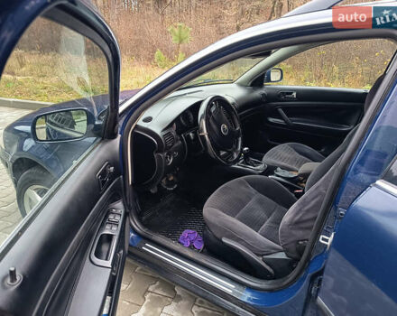 Синий Фольксваген Пассат, объемом двигателя 1.9 л и пробегом 438 тыс. км за 4200 $, фото 14 на Automoto.ua