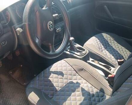 Синий Фольксваген Пассат, объемом двигателя 1.6 л и пробегом 330 тыс. км за 5000 $, фото 4 на Automoto.ua