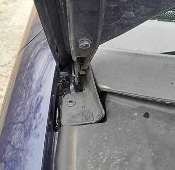 Синий Фольксваген Пассат, объемом двигателя 1.6 л и пробегом 268 тыс. км за 4100 $, фото 6 на Automoto.ua