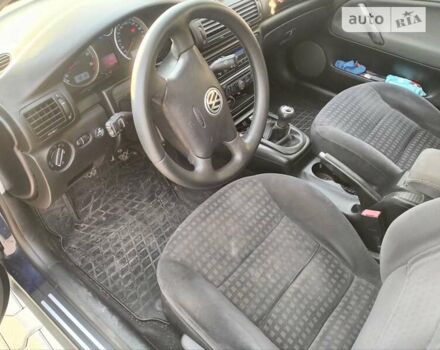 Синий Фольксваген Пассат, объемом двигателя 1.8 л и пробегом 236 тыс. км за 4999 $, фото 9 на Automoto.ua