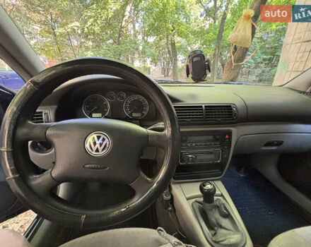 Синий Фольксваген Пассат, объемом двигателя 1.9 л и пробегом 376 тыс. км за 5000 $, фото 31 на Automoto.ua