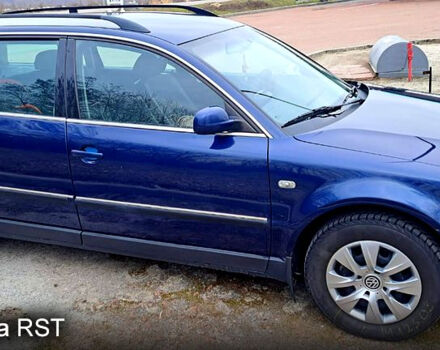 Синий Фольксваген Пассат, объемом двигателя 1.6 л и пробегом 260 тыс. км за 4200 $, фото 4 на Automoto.ua