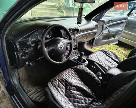 Синий Фольксваген Пассат, объемом двигателя 1.9 л и пробегом 431 тыс. км за 3500 $, фото 6 на Automoto.ua