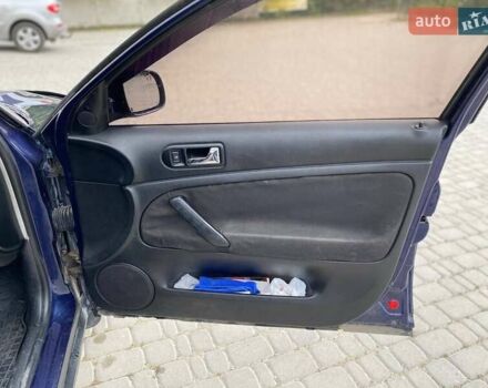 Синий Фольксваген Пассат, объемом двигателя 1.9 л и пробегом 284 тыс. км за 3000 $, фото 10 на Automoto.ua